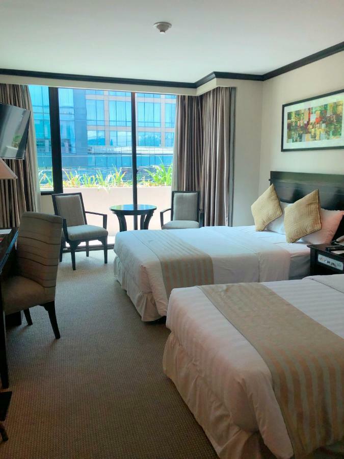 Tower Inn Makati Business Hotel Makati City Exteriér fotografie