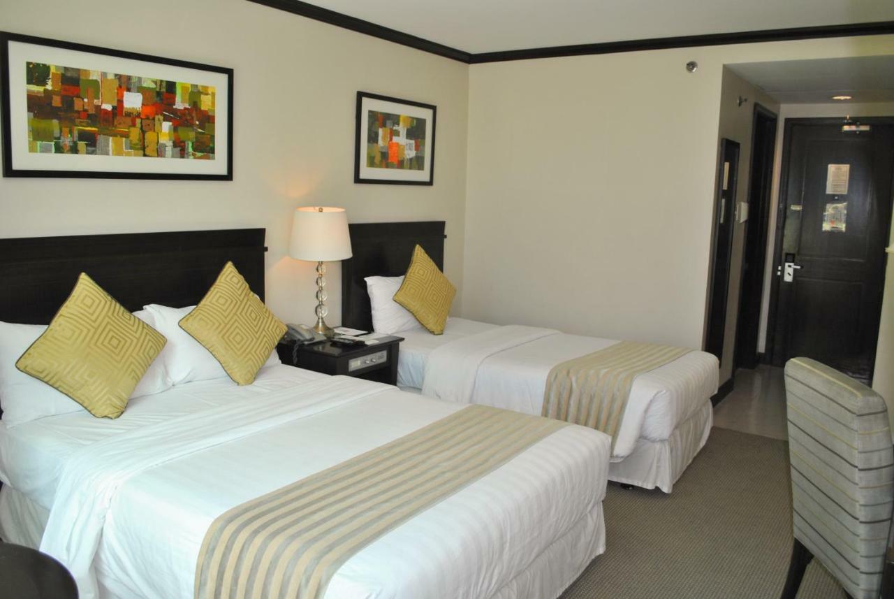 Tower Inn Makati Business Hotel Makati City Exteriér fotografie
