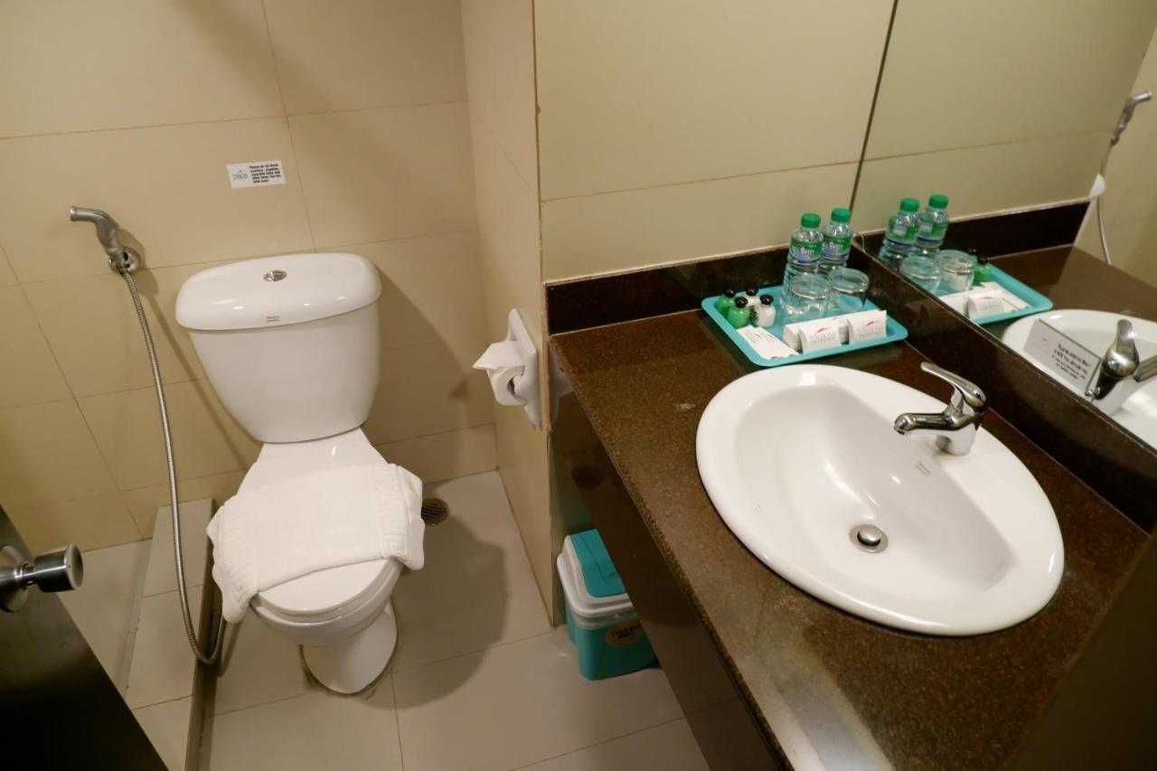 Tower Inn Makati Business Hotel Makati City Exteriér fotografie